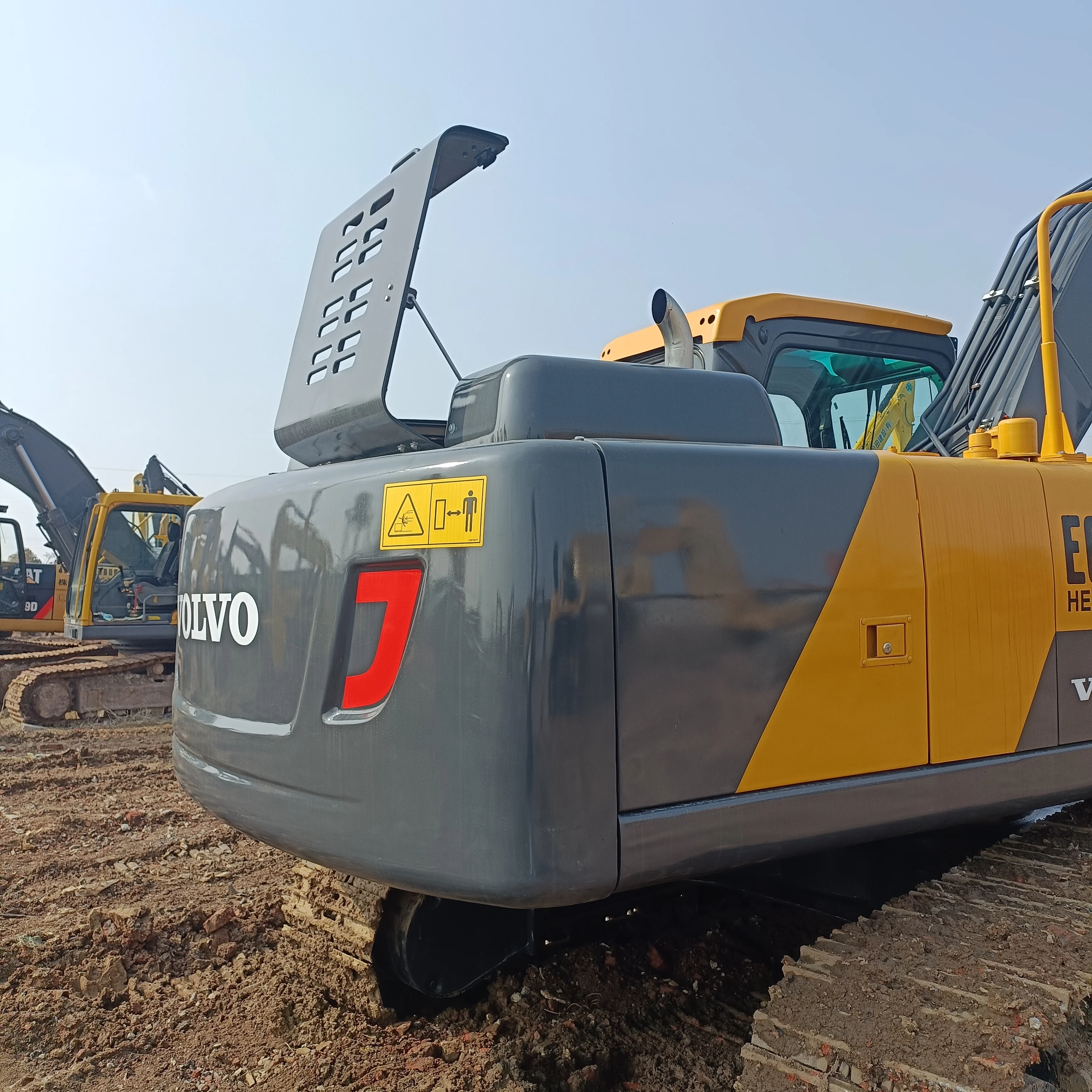 Экскаваторы Volvo EC210 хорошее качество Корея Лидер продаж