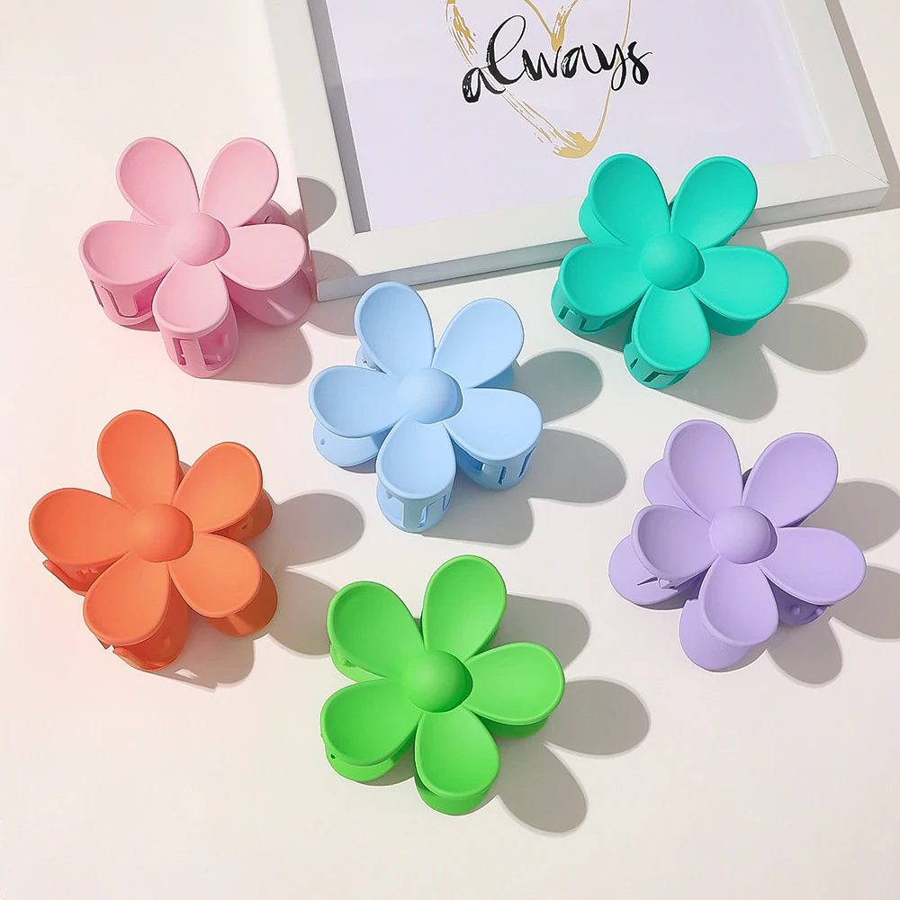 Custom Color Logo Plastic Pure Color Hair Claw Clips Simple Plastic Flower Hair Claw for Women Girls Party Hair Accessories