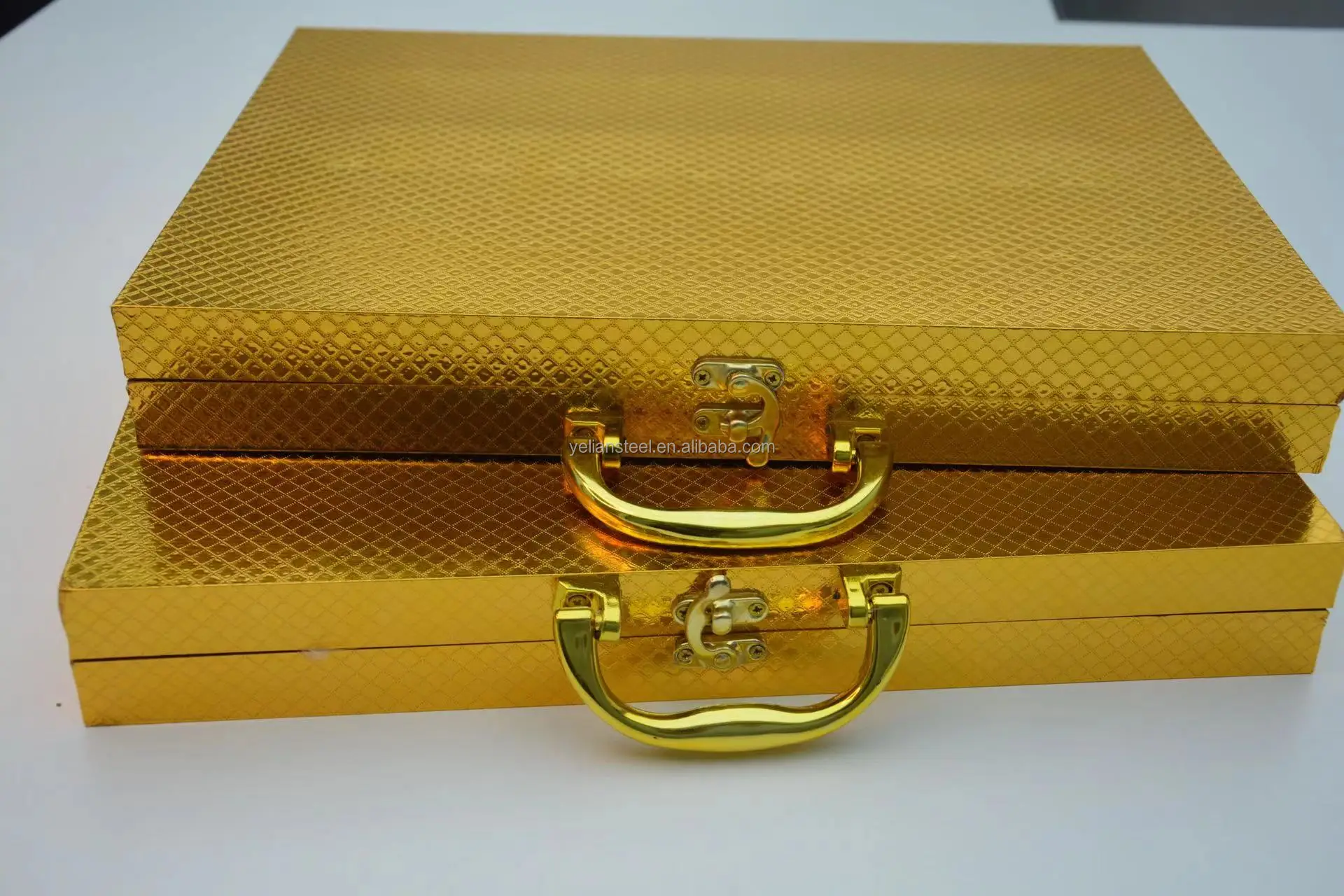 Baroque style stainless steel 24-piece retro tableware set Western dinner knife, fork and spoon set washable tableware