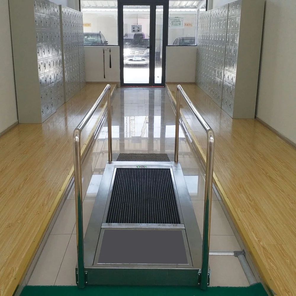 Factory Wet cleaning sanitizing shoe sole cleaner stainless steel food class with belt brush suit for kinds of shoes