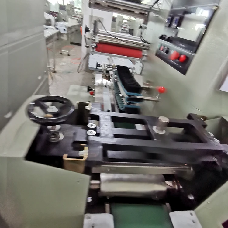 
donut machine packaging Hot Selling Donuts Pillow Full Automatic Packing Machine Bread automatic packaging machine 