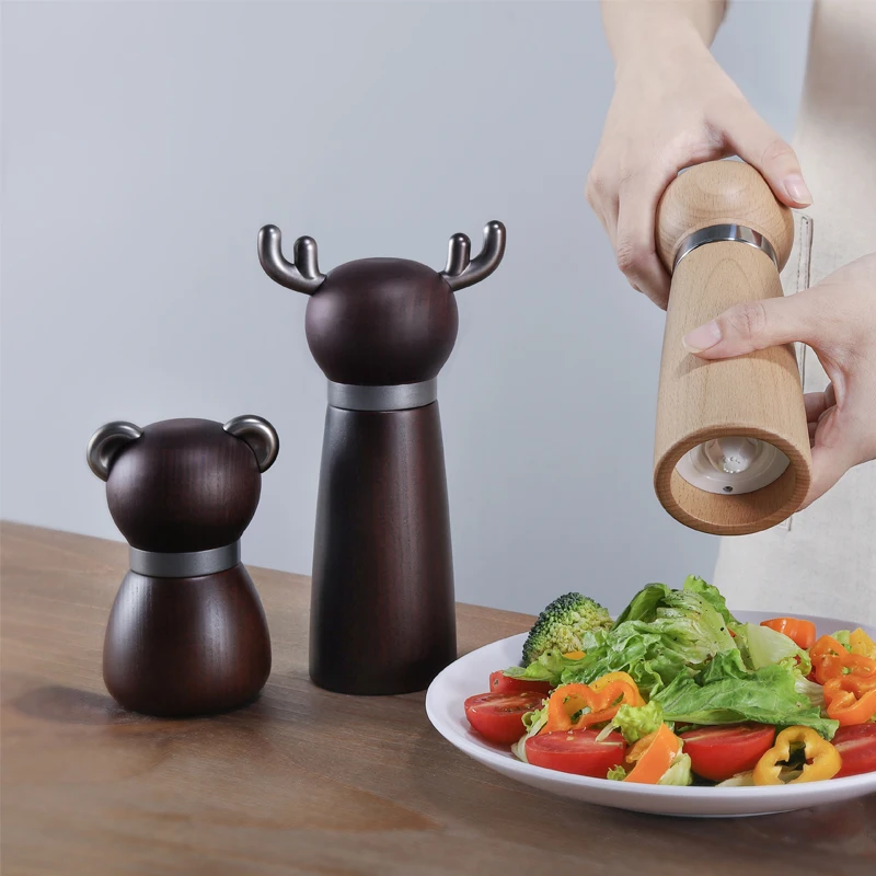 Christmas Gifts New Deer Shape Design Spice Mills Beech Wood Manual Salt and Pepper Grinder