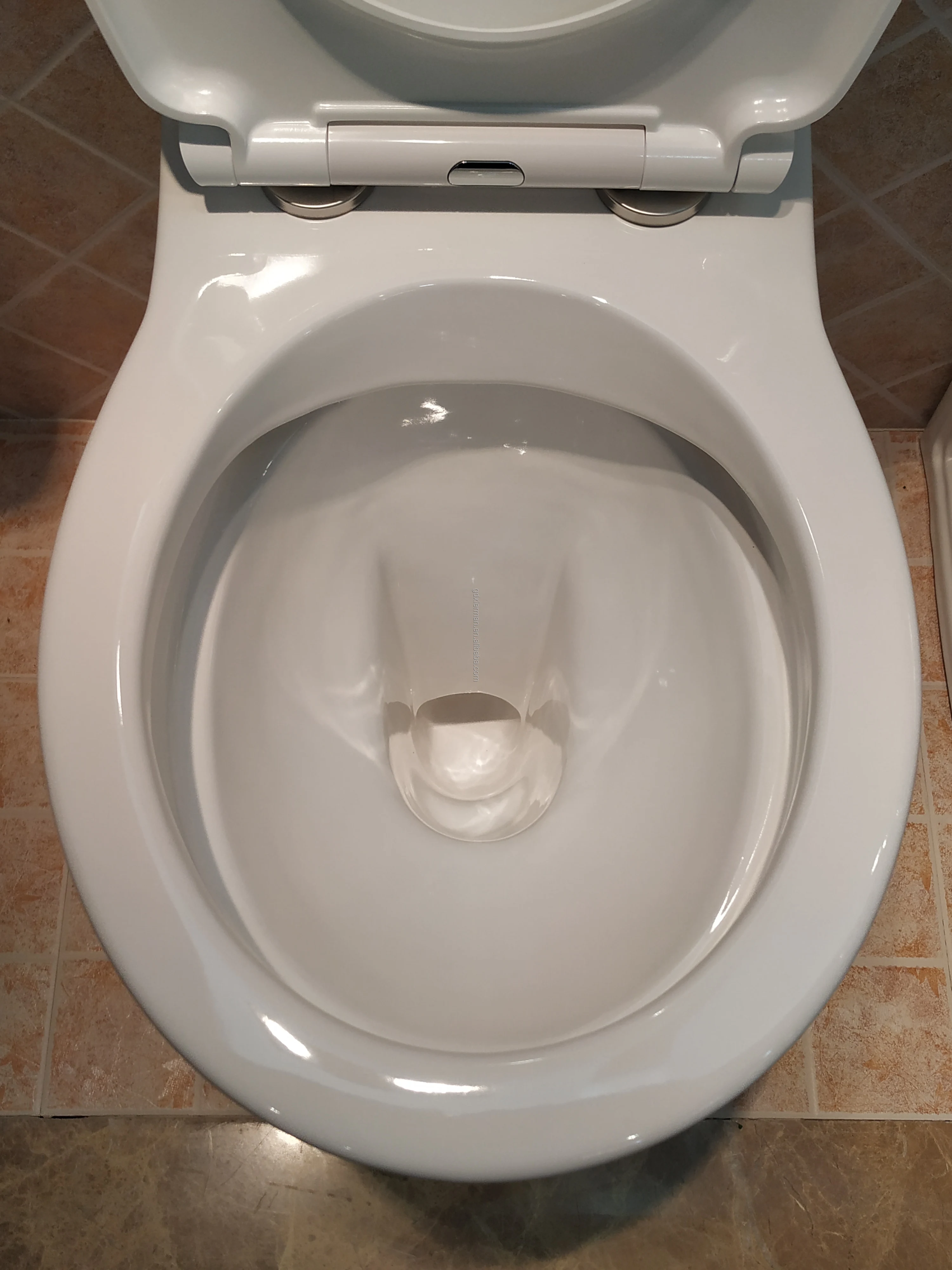 New Bathroom Water Closet Ceramic Washdown P-trap Water Saving Back To Wall Toilet With Toilet Seat For Uk Market