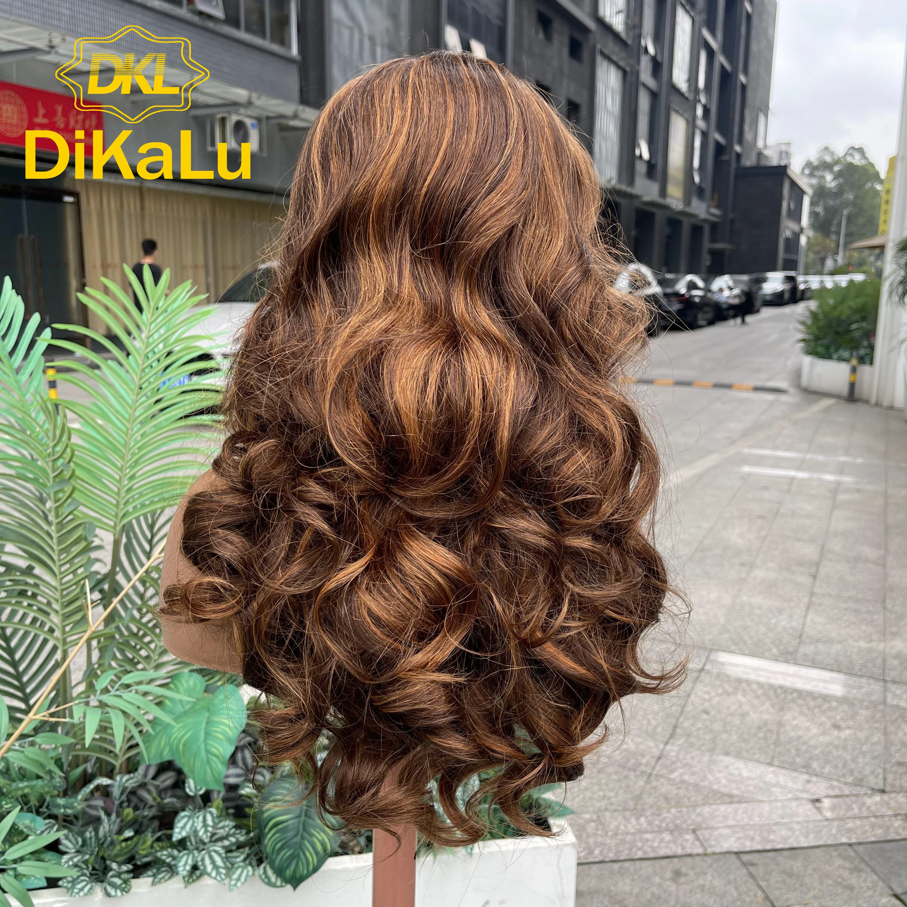 300% Rose Wavy Bouncy Highlight P4/30 Curly Human Hair Wig 13x4 Lace Frontal 16-24Inch Vietnamese Hair Wig With Baby Hair