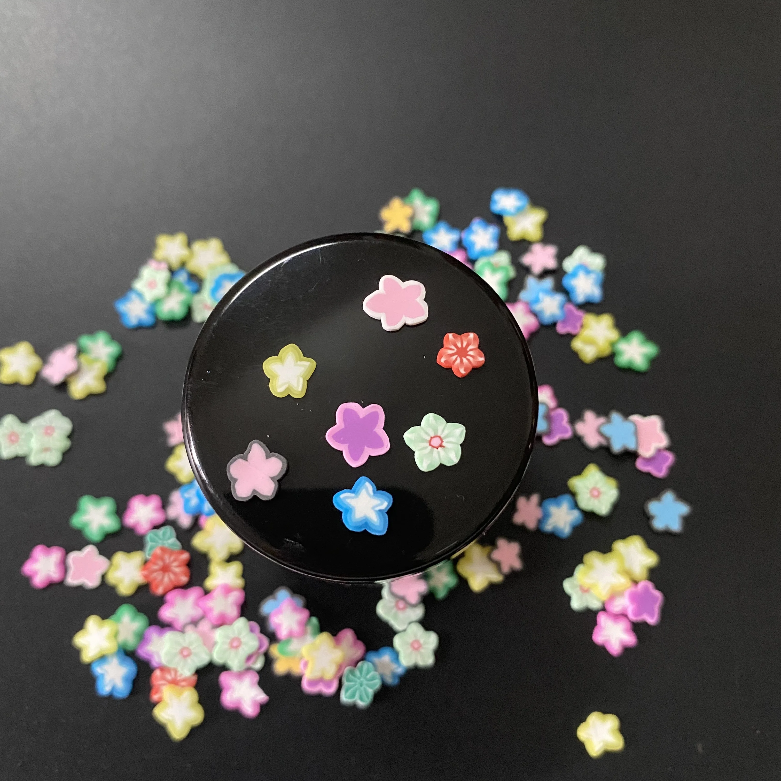 Bulk 1kg Nail Art Decoration Clay Slices New Design Leaf Polymer Clay Slices For For Craft Slime Tumbler Making