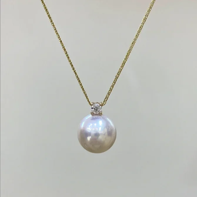 Fashion jewelry European and American  freshwater  pearl necklaces  stainless steel  for women