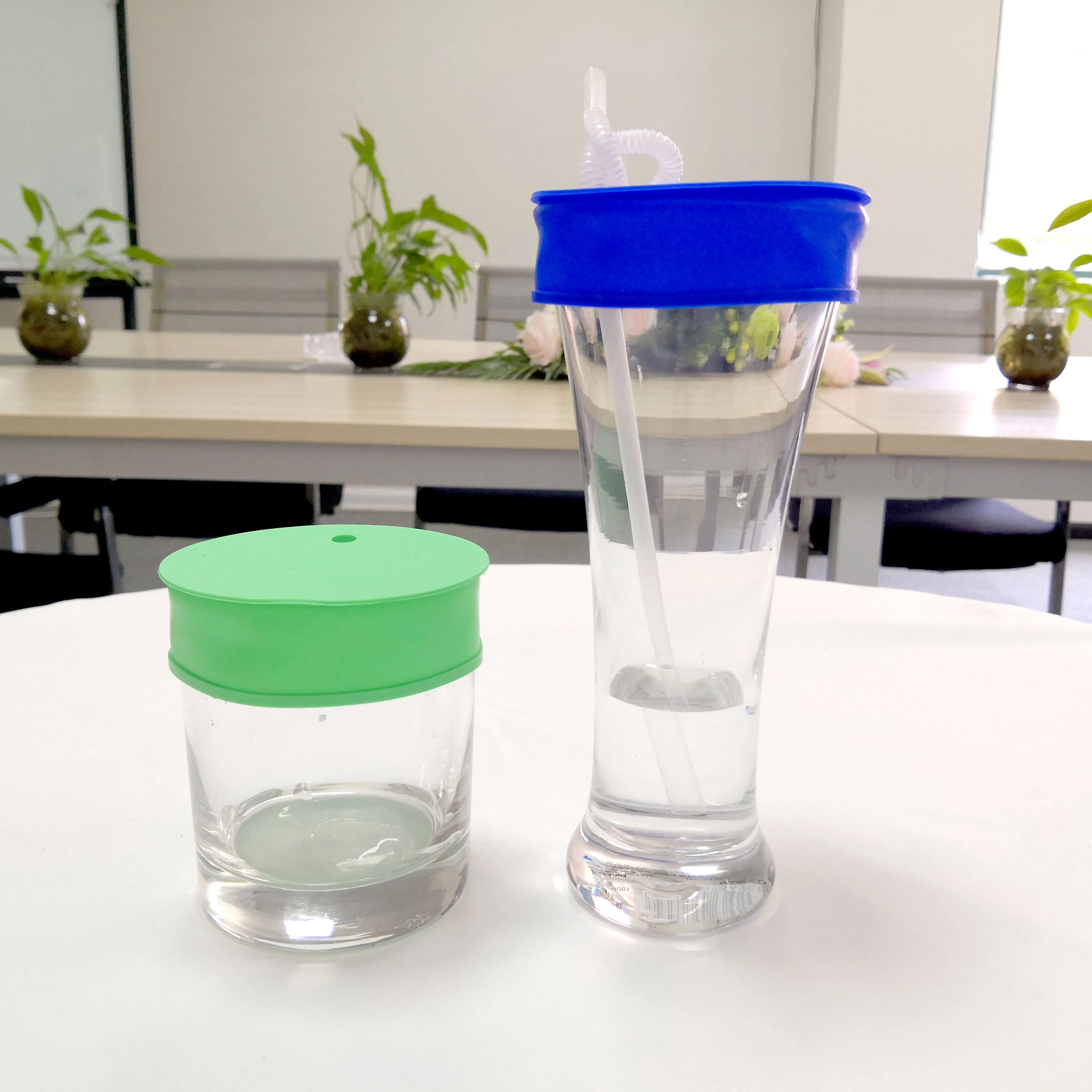 8 cm cup lid custom silicone cup lid suitable for 8-11 cm cup diameter bar and dance hall party special