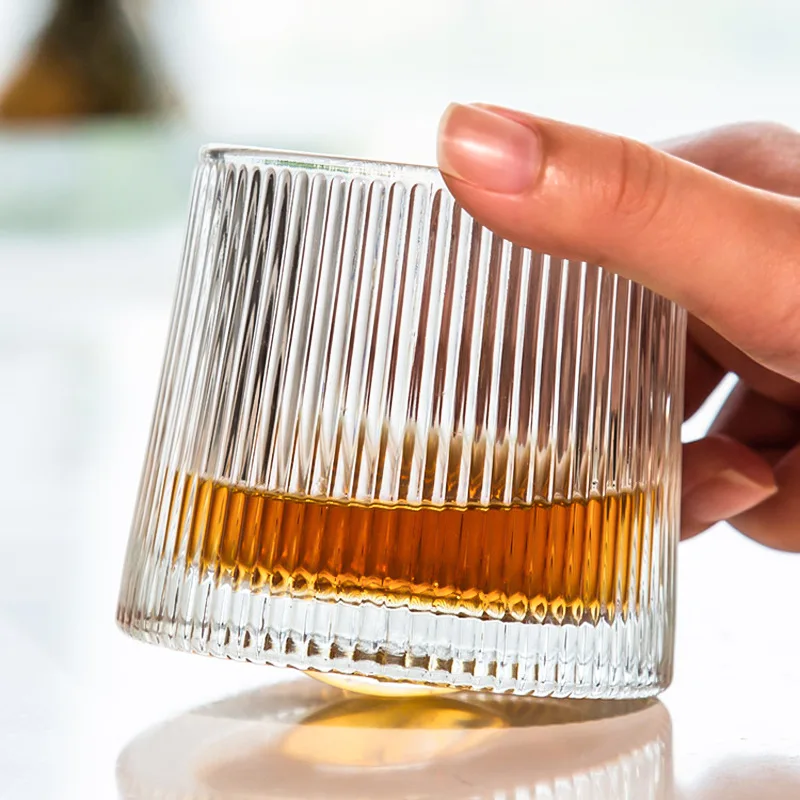 Whiskey glass Household glass spinning gyro glasses Beer wine Crystal revolving glass