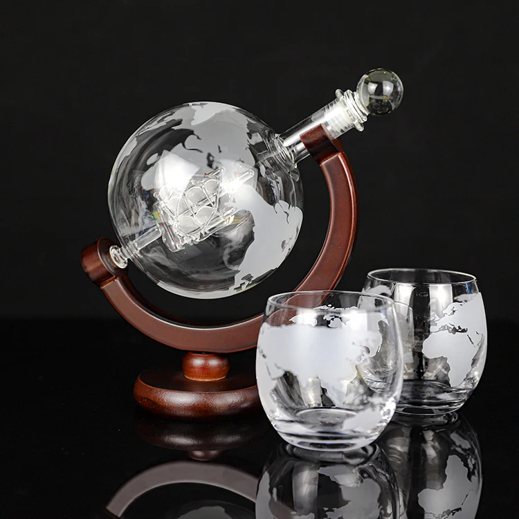 Globetrotter Etched Globe Spirits Decanter With Matching Glasses And Bar Funnel