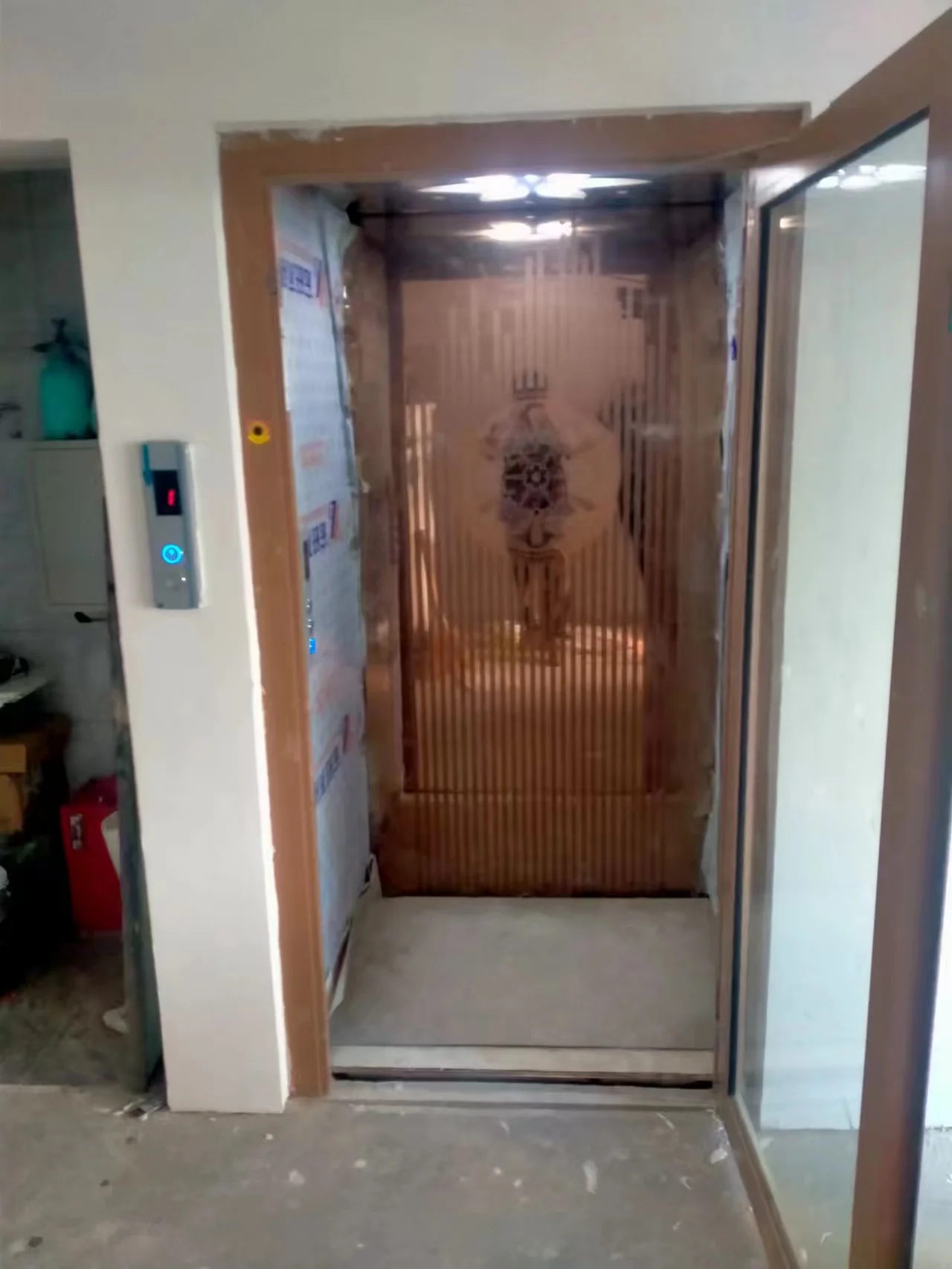 Ce Certificate House Elevator China Lift Manufacture Residential Elevator Best Price Outdoor Home Garden Villa Capsule Elevator