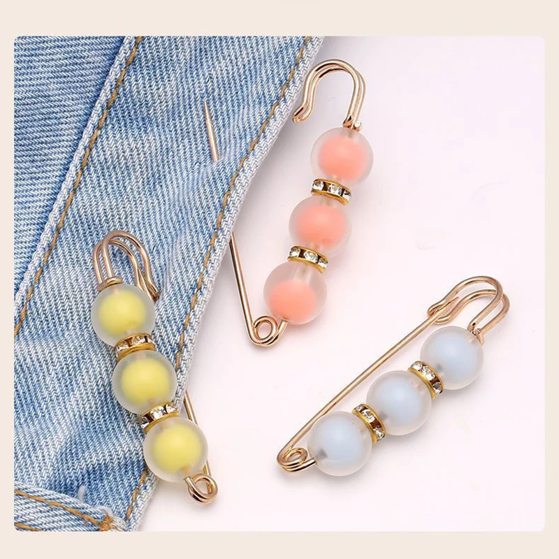 Three Matte Jelly Ball Beads Brooch Pins As Waist Collection Tool Metal Kilt Safety Hijab Clips Buckle for Women