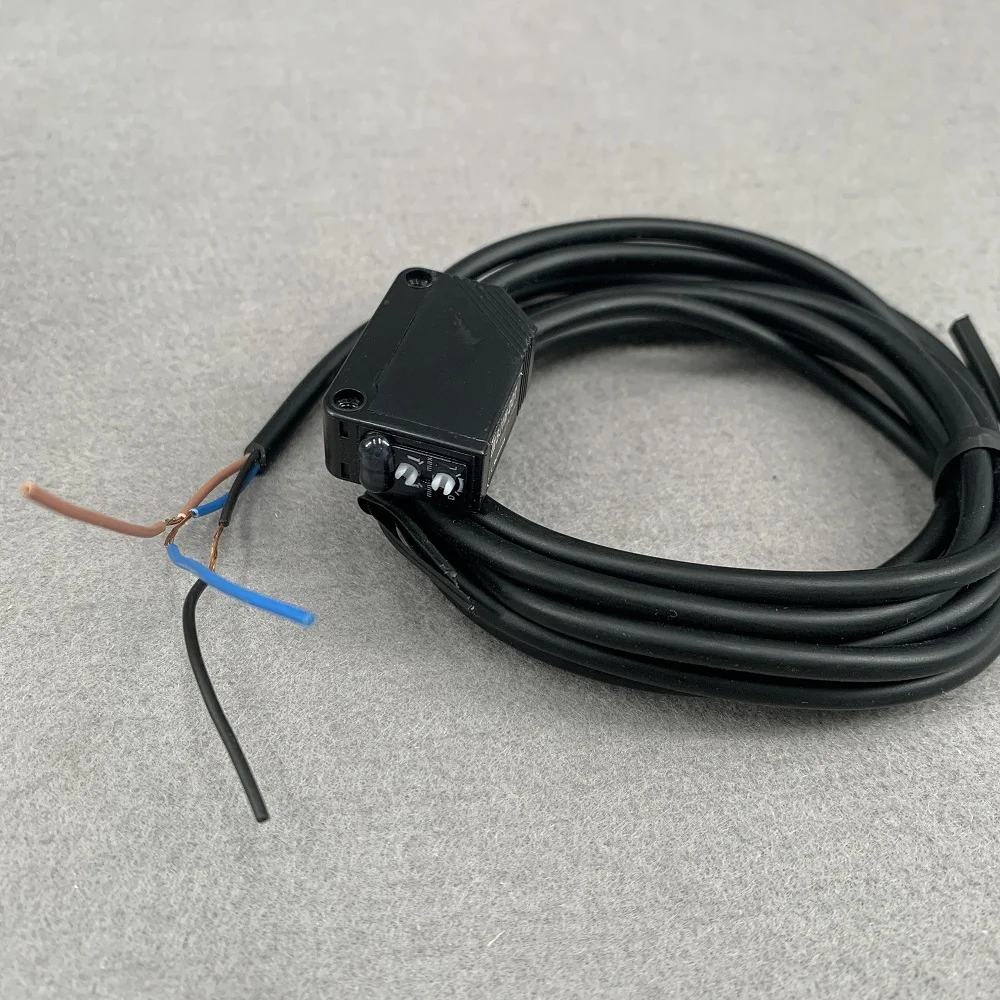 1PCS Autonics Small Multifunctional Photoelectric Sensor Switch BJ1M-DDT Black Sensor