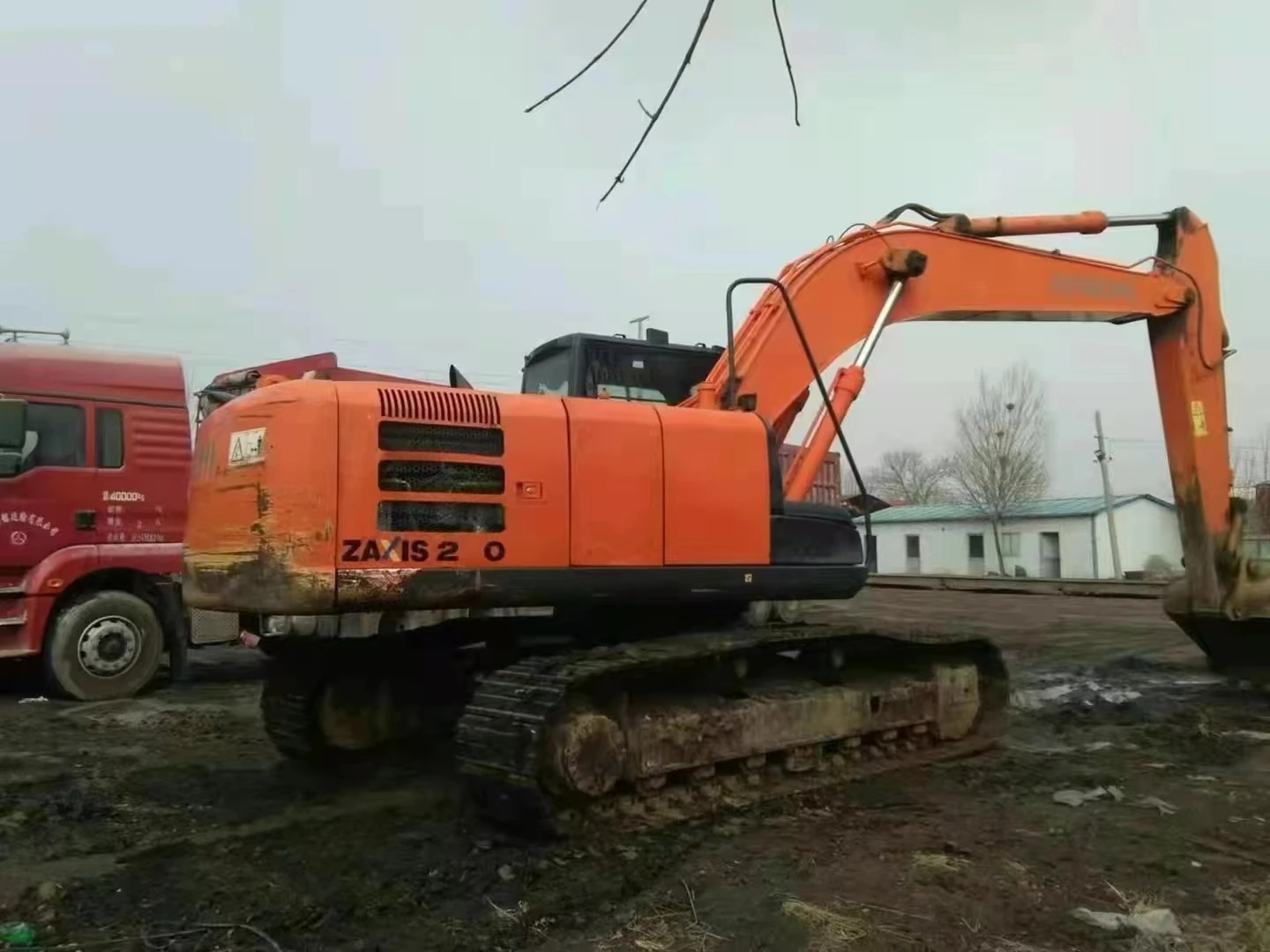 Быстро продаваемый экскаватор Hitachi ZX200 гусеничный для продажи hitachi ZAXIS200-5g с импортным двигателем