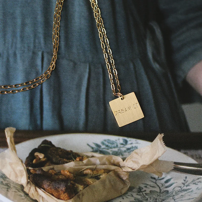 Wholesale Waterproof 18K Gold Plated Custom Name Engravable Stainless Steel Pendant Necklaces For Women Fashion Jewelry