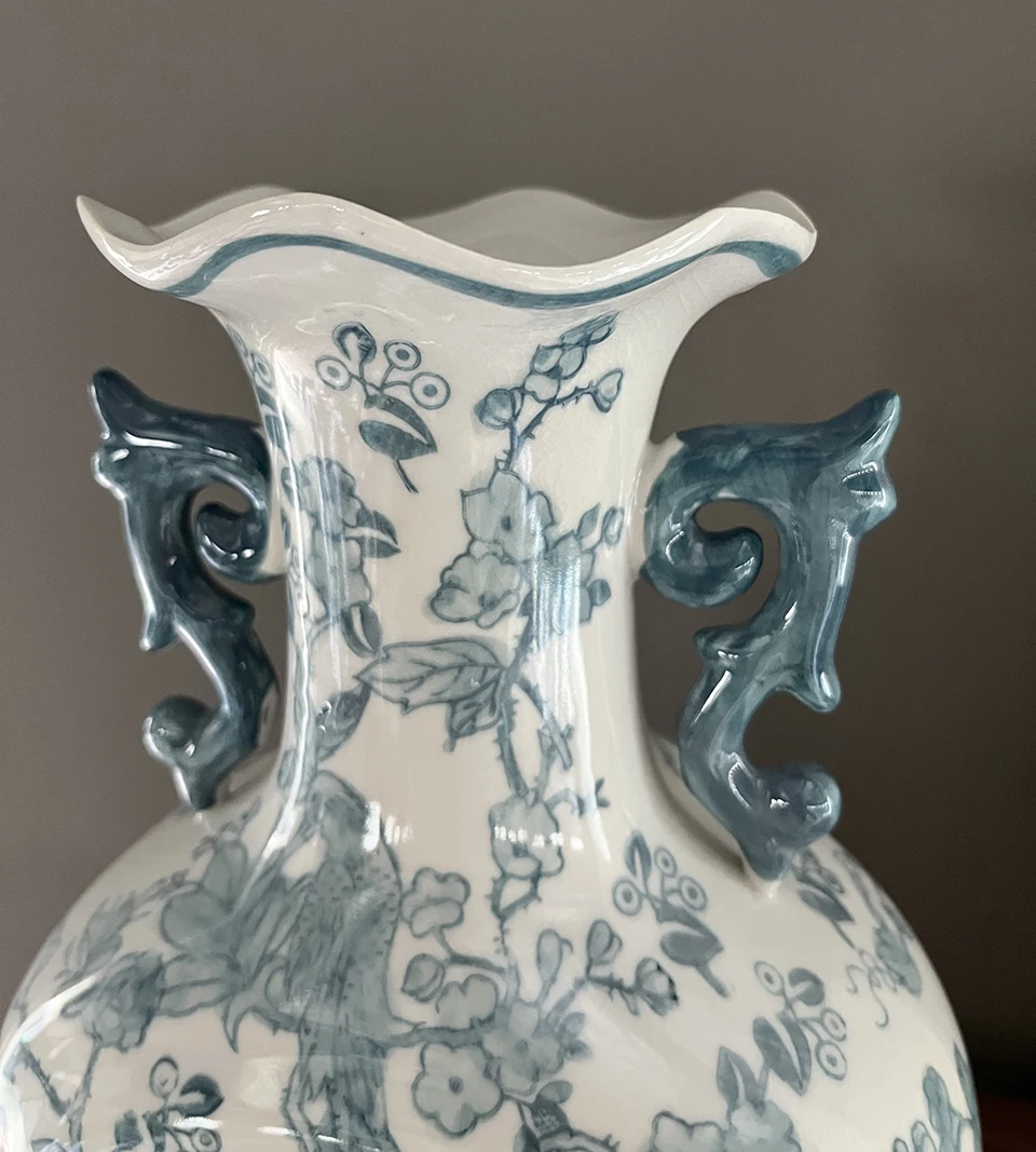 Very Fine Antique Chinese Cloisonne Vase An extremely rare and important blue and white porcelain vase