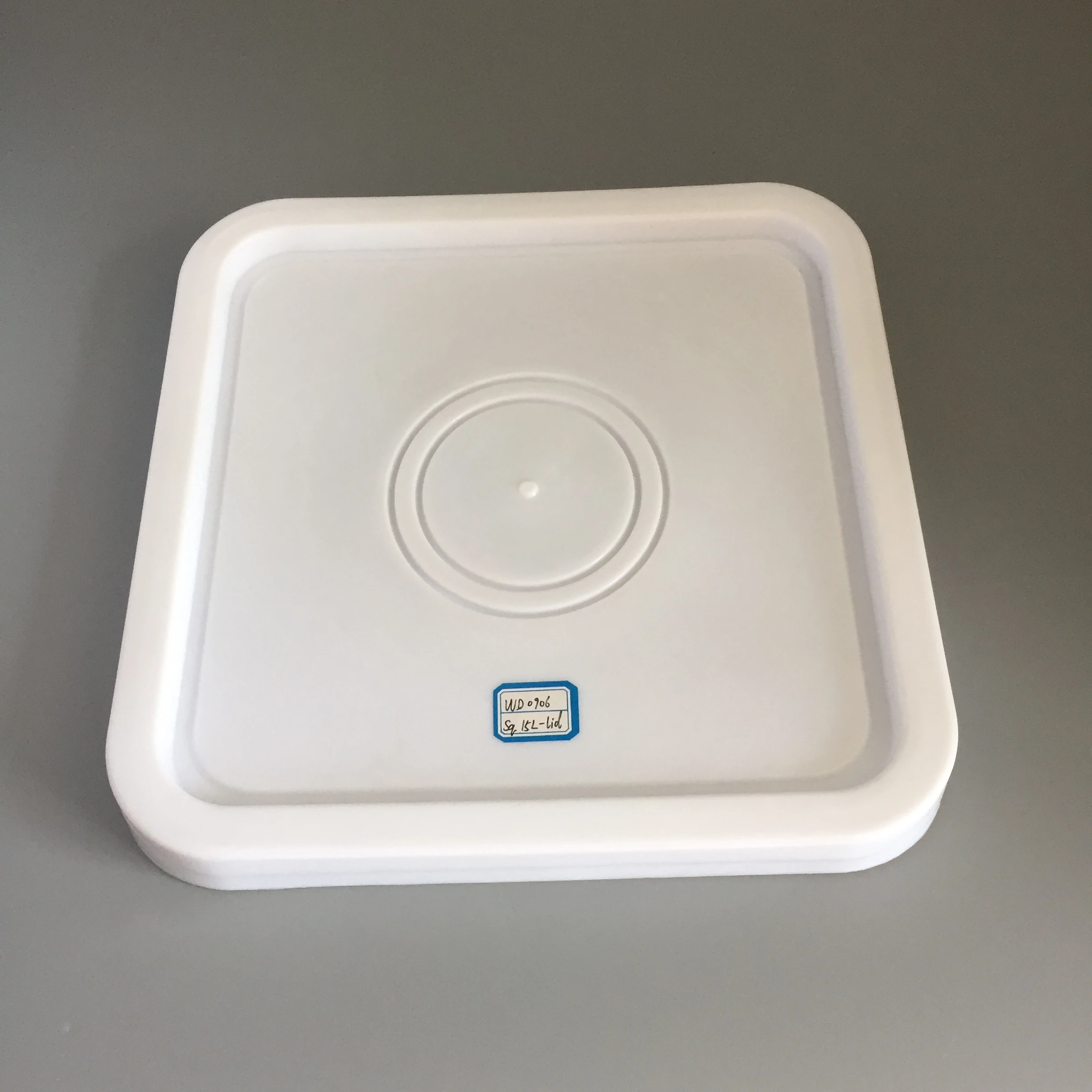 square plastic bucket pail with lid 15liter