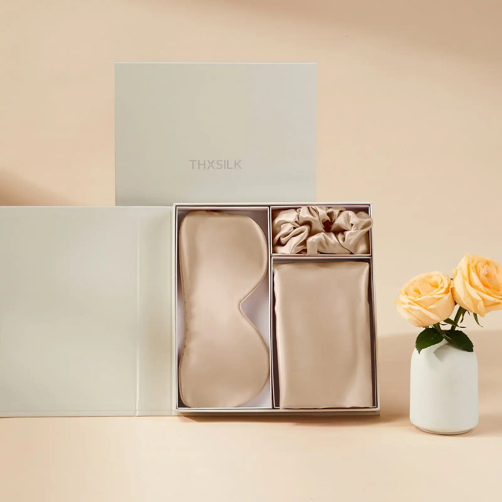 Wholesale Custom 100% Pure Mulberry 6A Grade Oeko Tex Eye Mask Scrunchies Printed Silk Pillow Case Gift Set