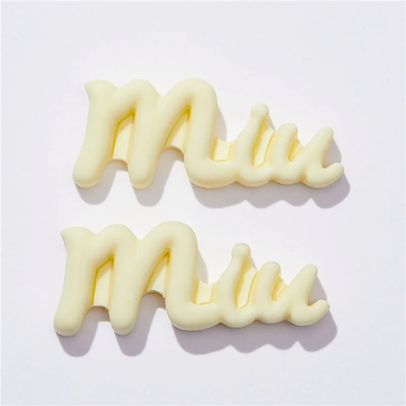 Cute Resin Sweet Smile Miu Letter For Decoration