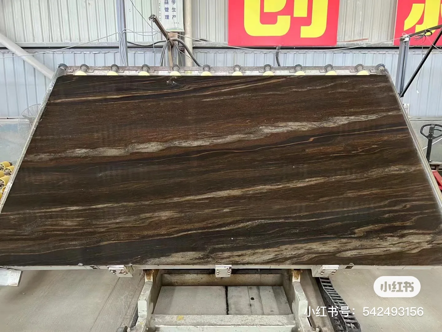 Exotic Brown granite big slab for villa and hotel interior wall panels wall cladding polished glazed marble look slab tile