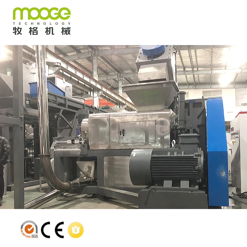 Waste PP PE Film Bag Recycling Plastic Granule / Pellet Squeezer Dryer