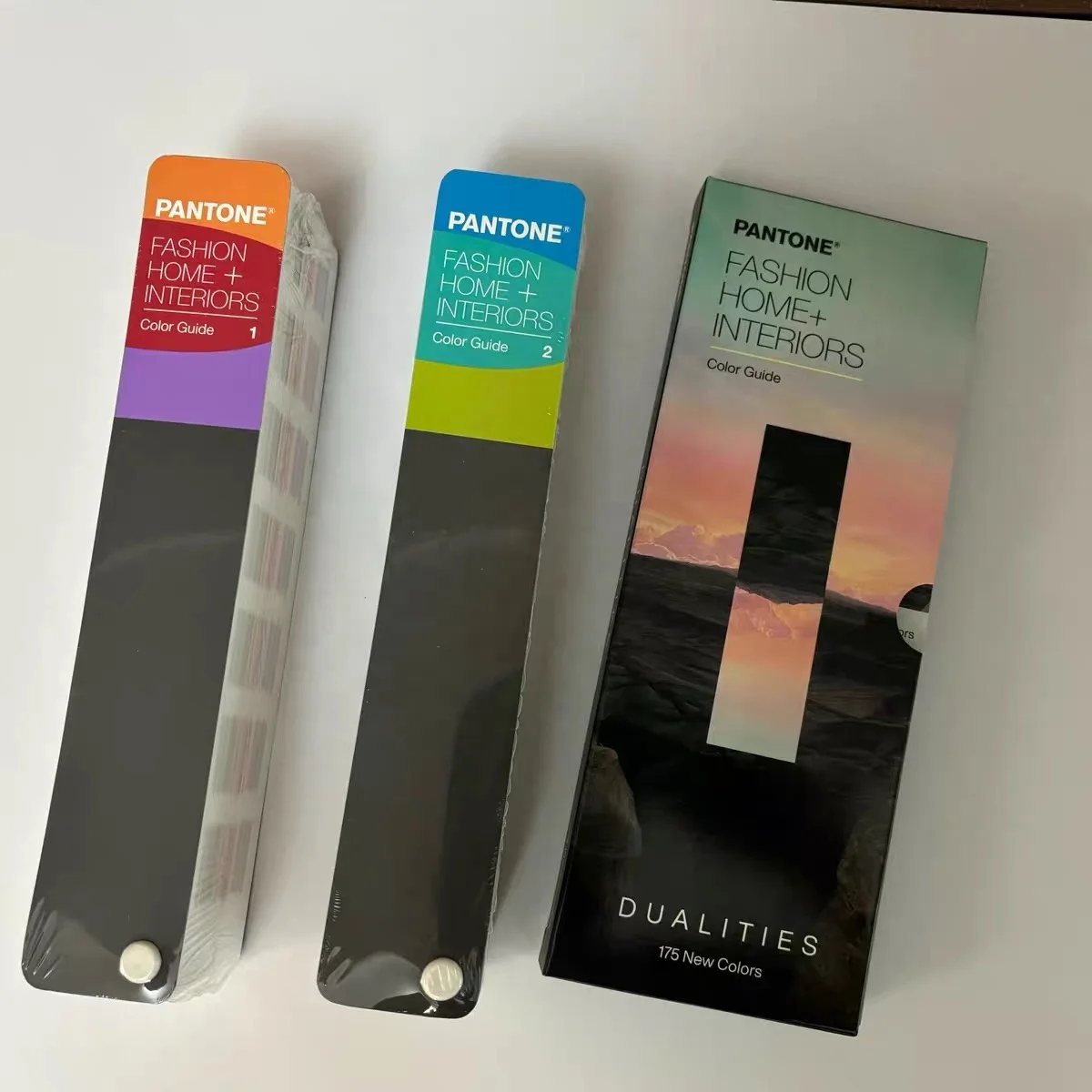 2024 New Version 3 books /set TPX/TPG PANTONE Fashion, Home + Interiors Color Guide FHIP110C