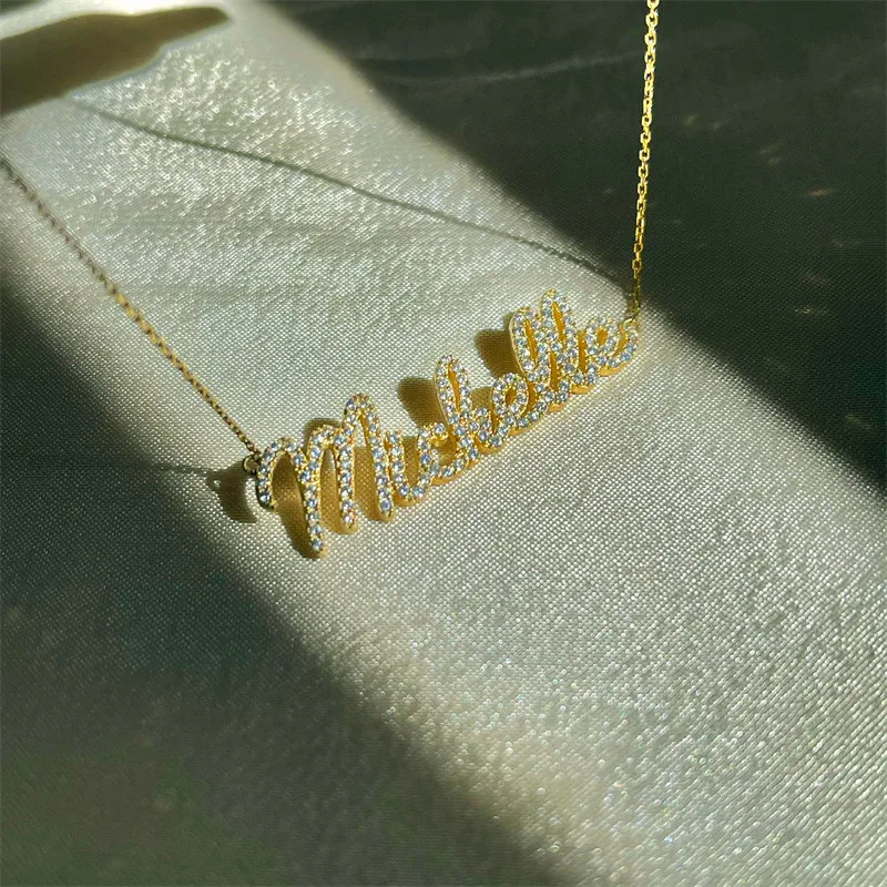 Comlor OEM Brass Any Name Zircon Crystal Iced Out Letters Custom Personalized Diamond Name Necklace