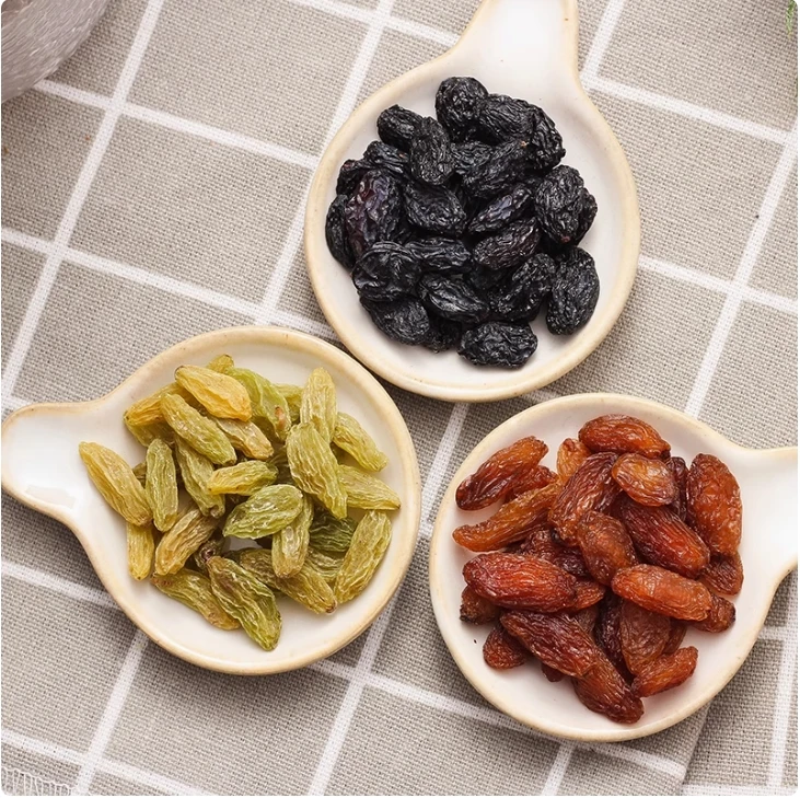 Good price for 12.5kg per bag Multicoloured raisin ready-to-eat sweet Multicoloured raisin