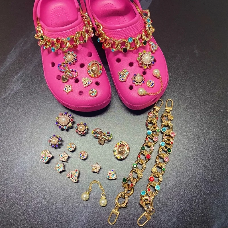2022 Latest Women Wedge Ladies Garden Shoes Rhinestone Masonry Pearl Chain Clogs Slippers