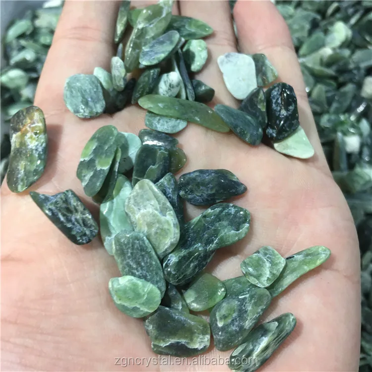 Robin Crystal Wholesale High Quality Natural Crystal Stone Gravel Gemstone Russia Jade Tumbled Stone for Crafts