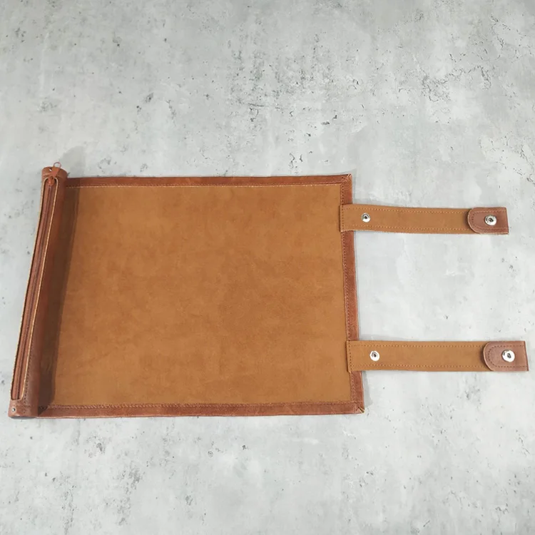 NEW design luxury Dungeons and Dragons DND RPG scroll dice rolling tray leather dice set with zipper holder