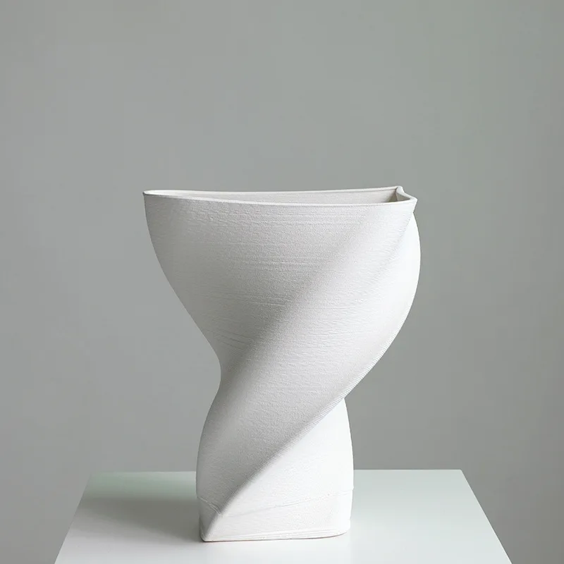3D Printed Unique Twisted Body Ceramic White Vase Big Size Chinese Porcelain Indoor/Outdoor Home Decor Wedding Gift Restaurants