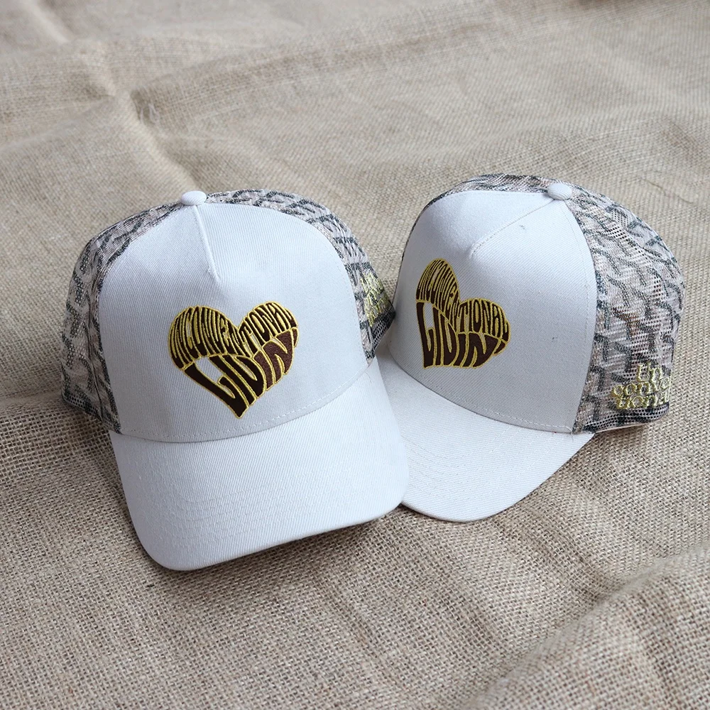 2024 High quality Fashion Custom Logo New Design Curve Brim Mesh Embroidery 5 Panel Trucker Hat for Men and Women