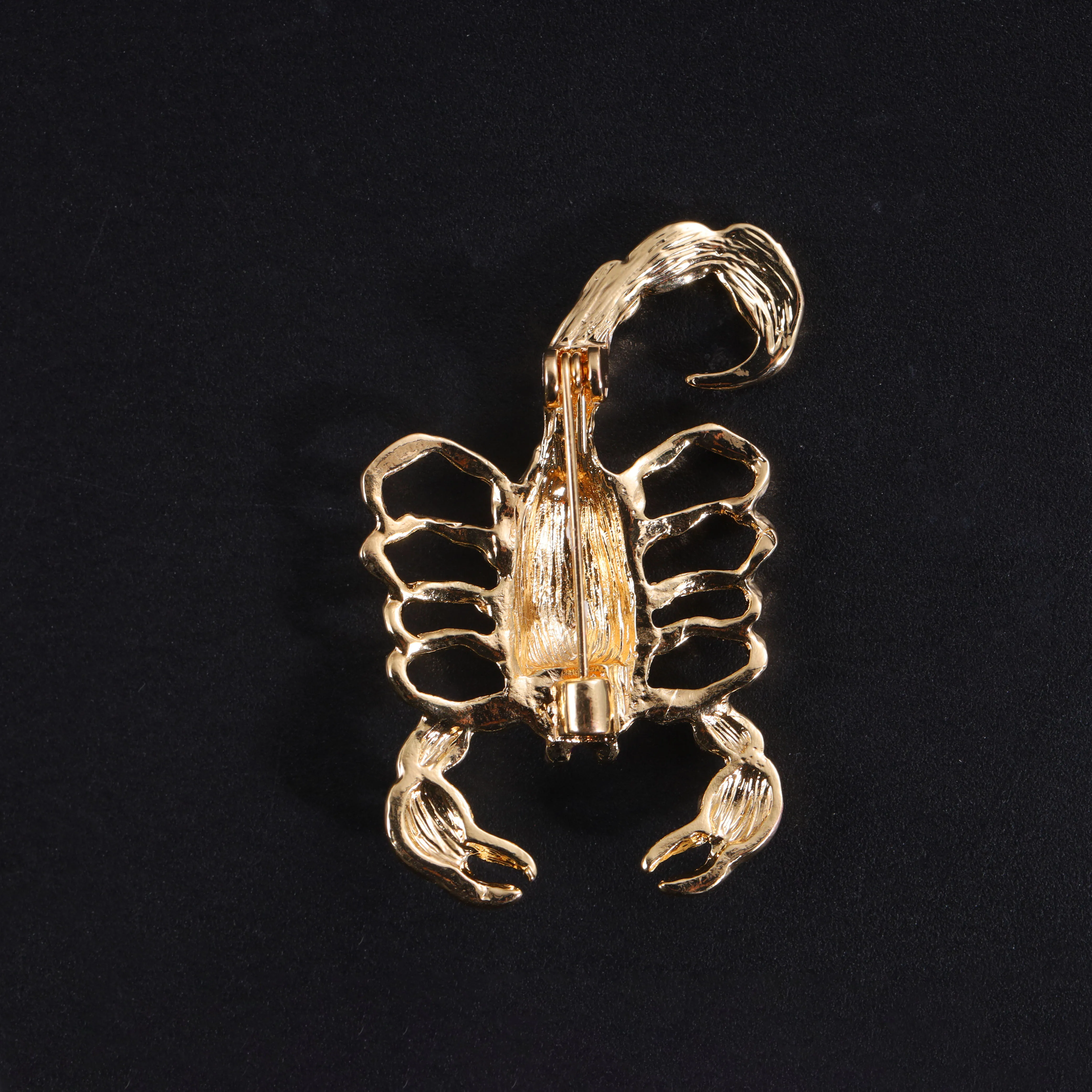 Weiman Jewelry Factory Outlet Pins and Brooches Customized Retail Wholesale XD824329 Scorpion