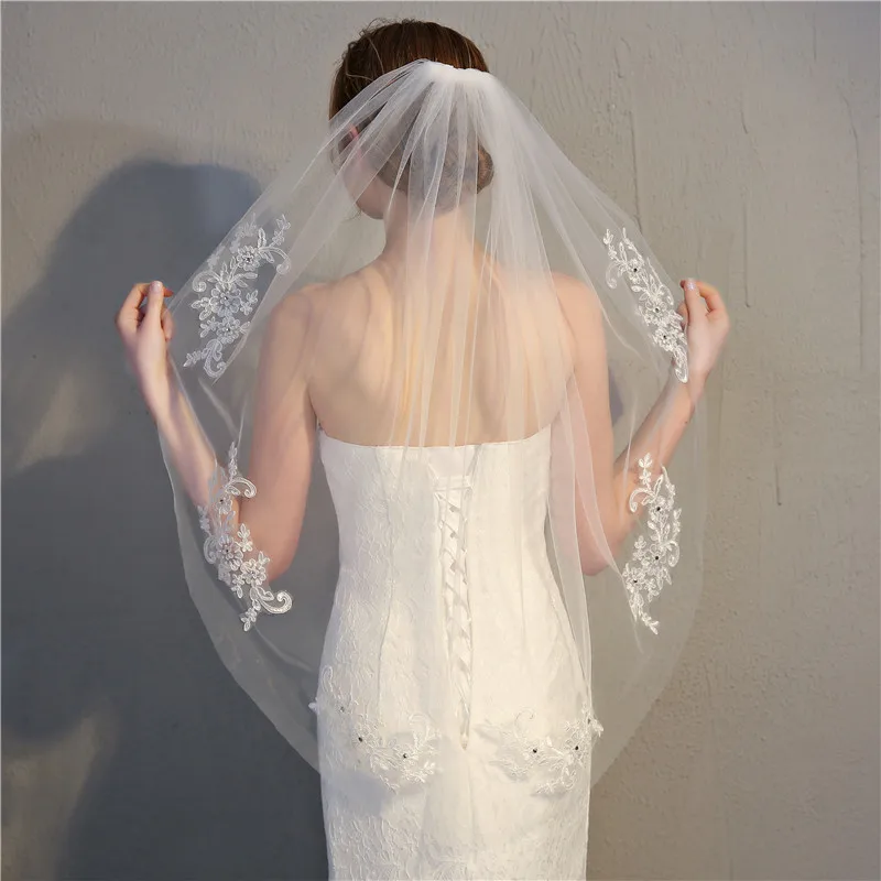 
Wholesale Short ONE Layer Bridal Veil Lace stick the Rhinestone Veil with Hair Comb 90*150CM 