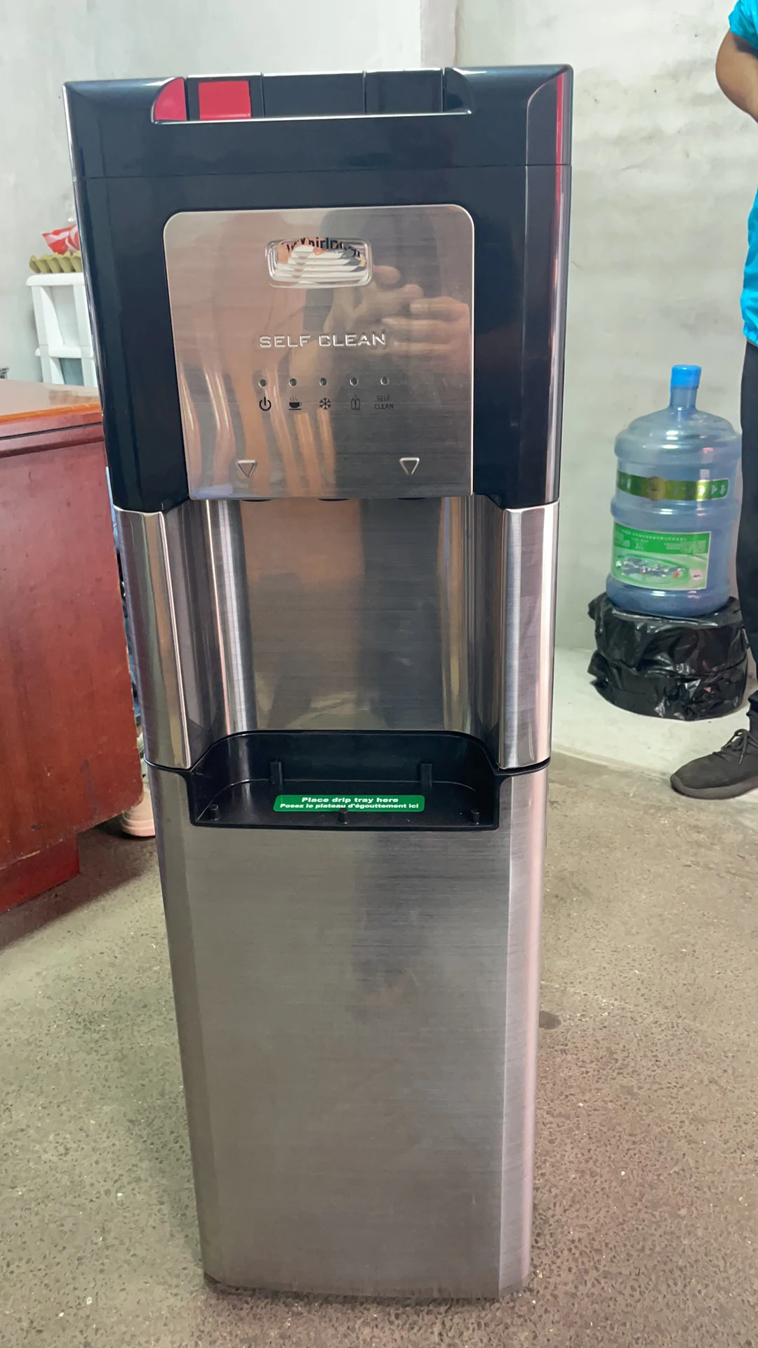 Amazon Hot Selling Self Clean Cheap Price High Quality Water Dispensers