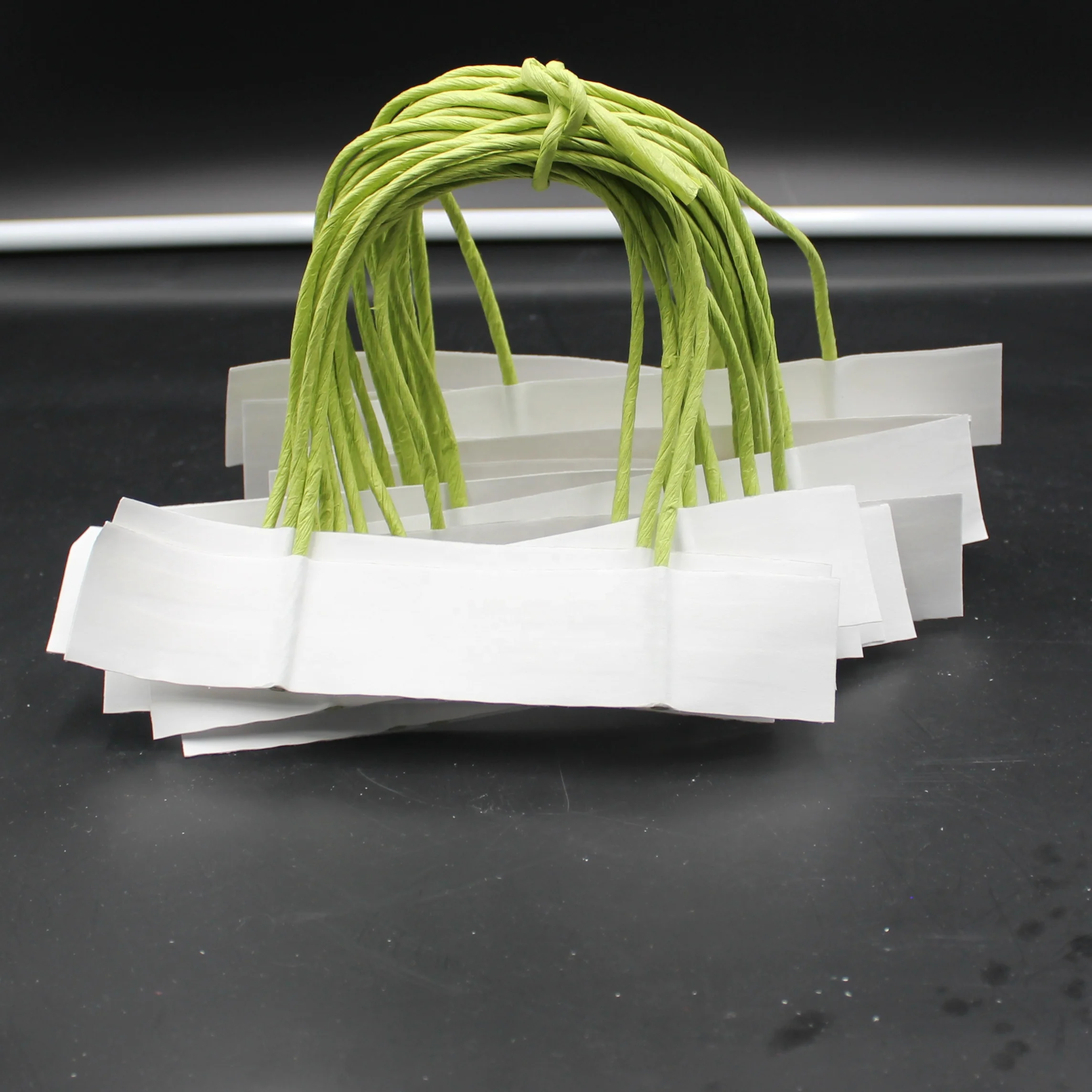 Popular Free Samples Twisted Paper Handles Paper Bag Handles