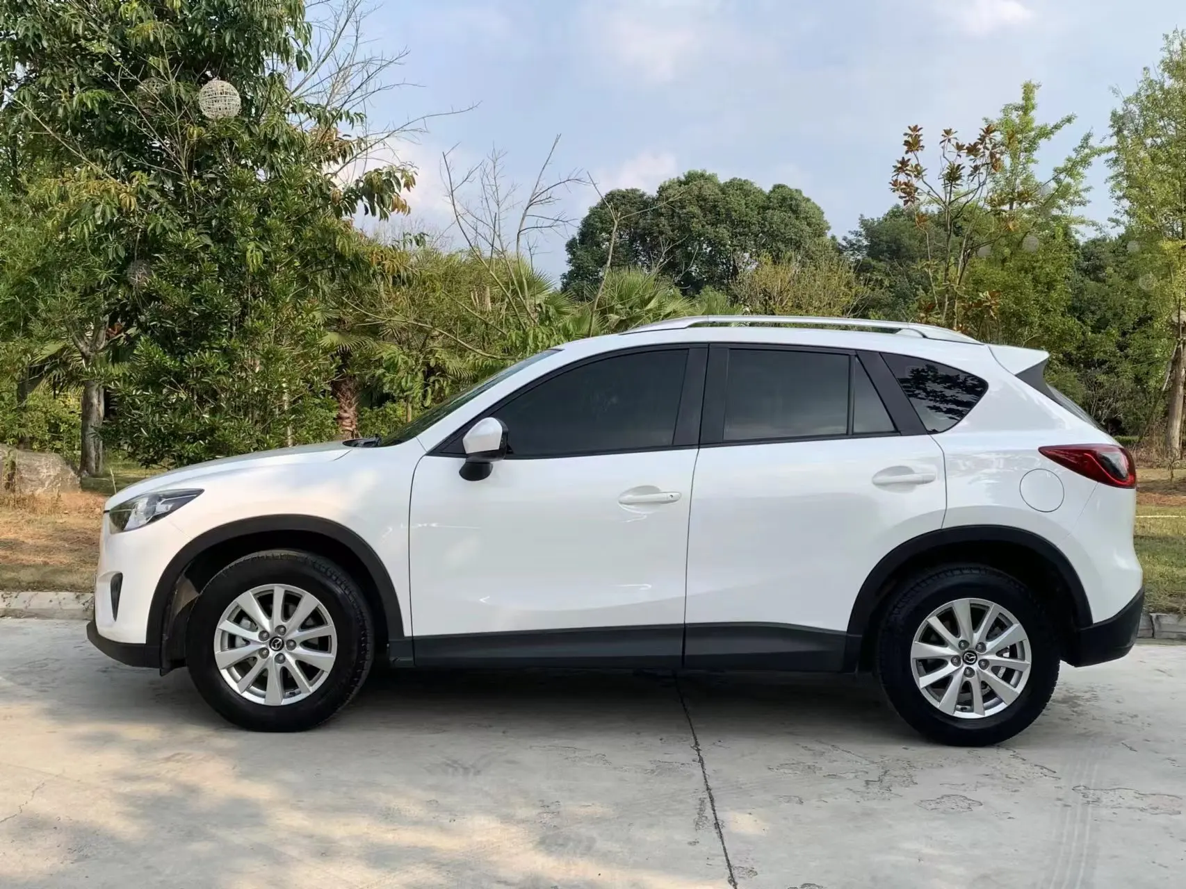 2014 Mazda CX5 в хорошем состоянии Подержанный автомобиль