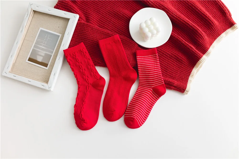 KTS- 105-5  Wholesale Red Mens Womens Socks Plaid Dot Stripe Cotton Happy Socks For Men Women