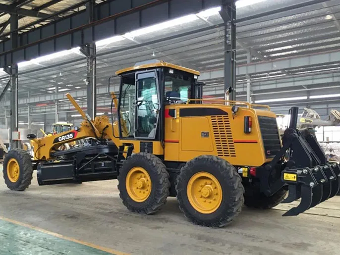 135HP New Condition Small Road Construction Machine Motor Grader GR135 for Sale