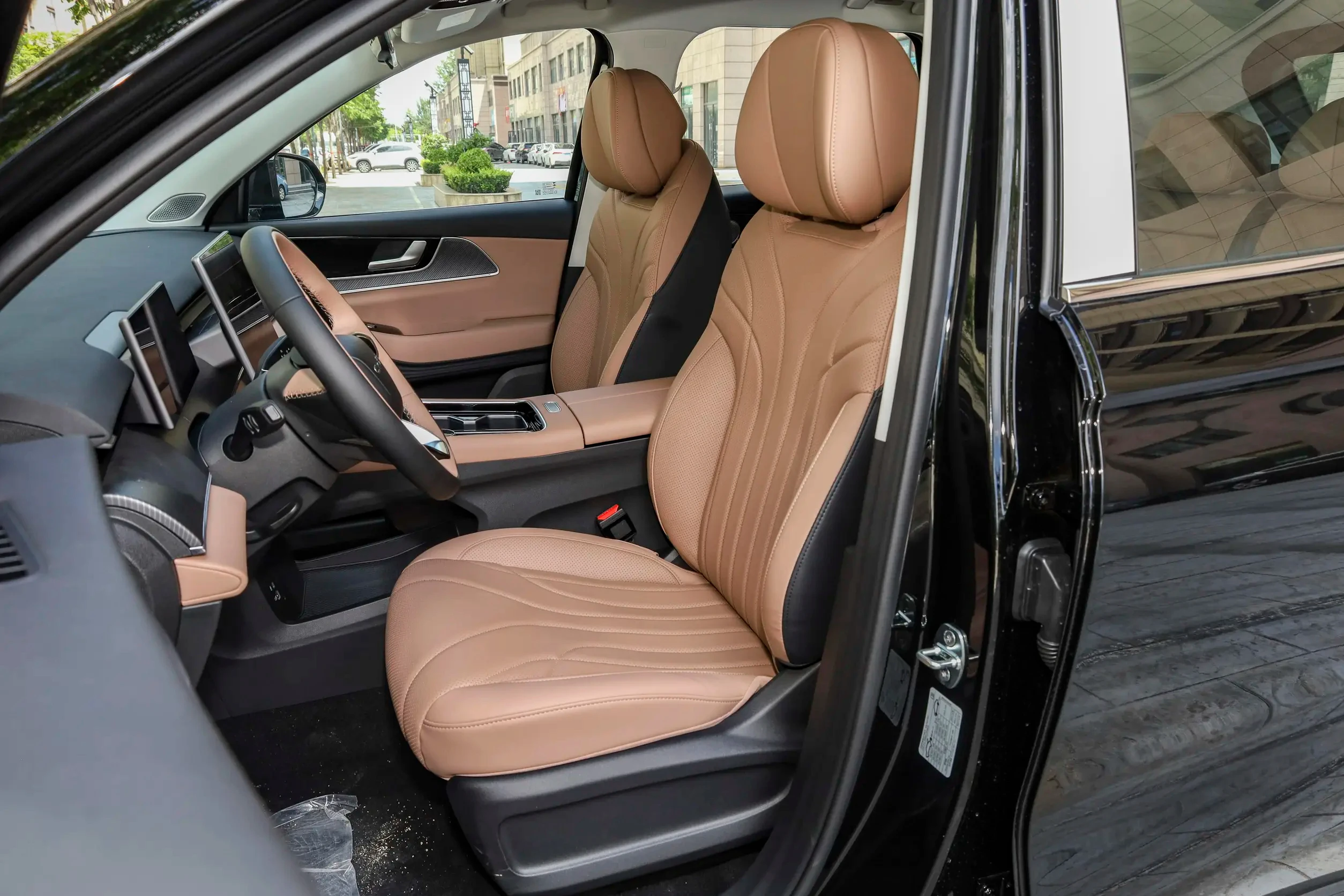 Chery Tiggo 8L роскошный внедорожник 5-дверный 5-местный 2 0 т 254HP турбомотор автоматический
