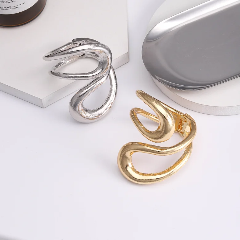 Hot Sale ZA Geometric Metal Necklace Bracelet Set for Women Temperament Exaggerated Party Dinner Jewelry Accessories