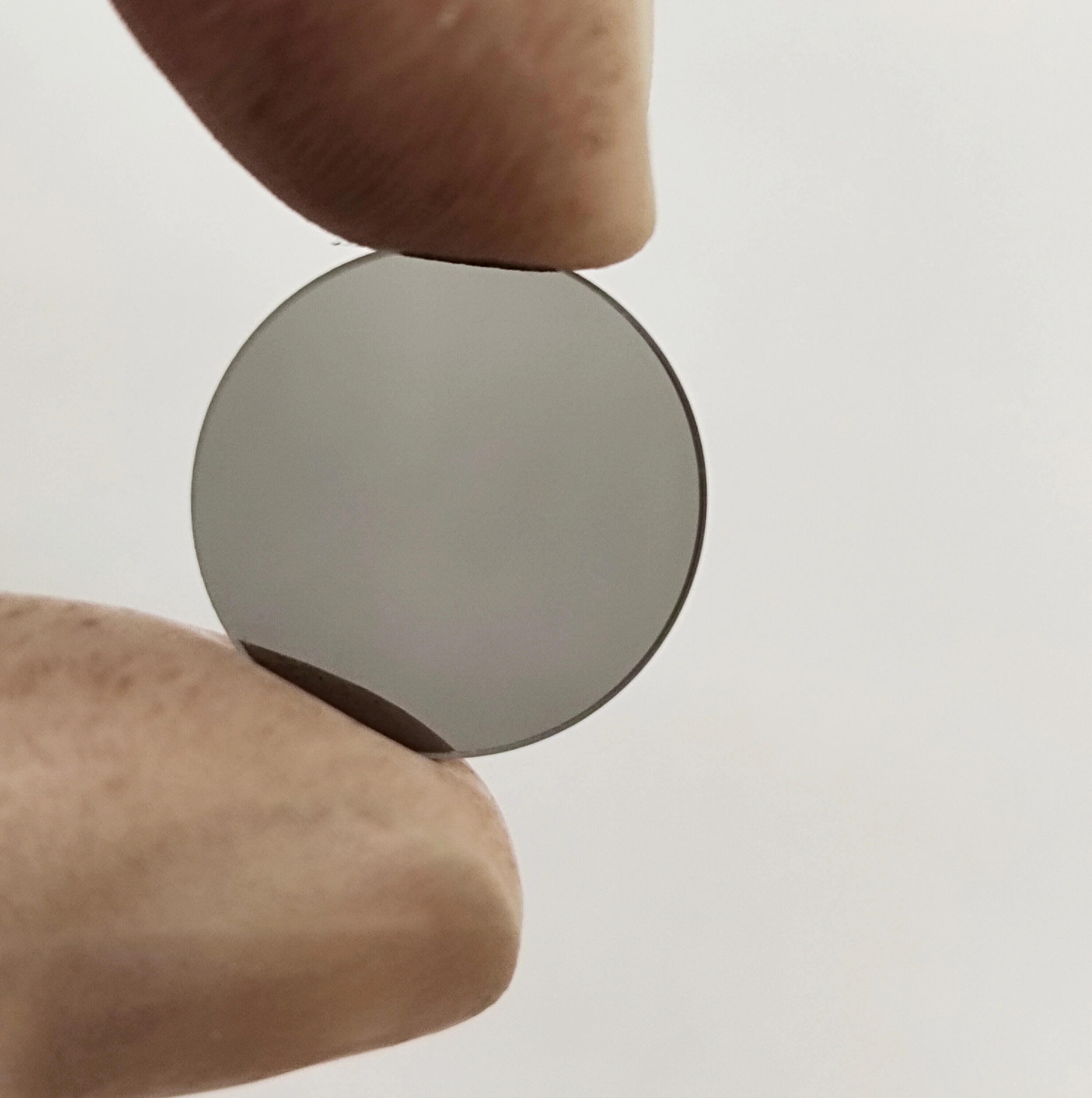 
High Quality CPL Filter Optical Glass Customized AR Waterproof Coating Polarizer Filter 