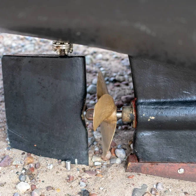 Bronze small yacht and workboat propeller shaft