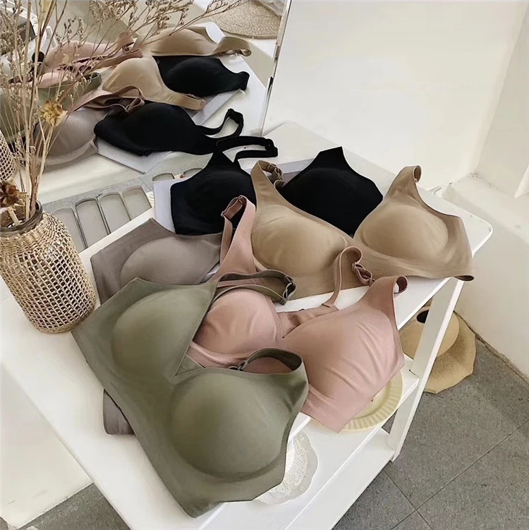 
Girls fashion high quality simple Solid color lightweight push up wireless bras comfort women gather comfortable seamless bra 