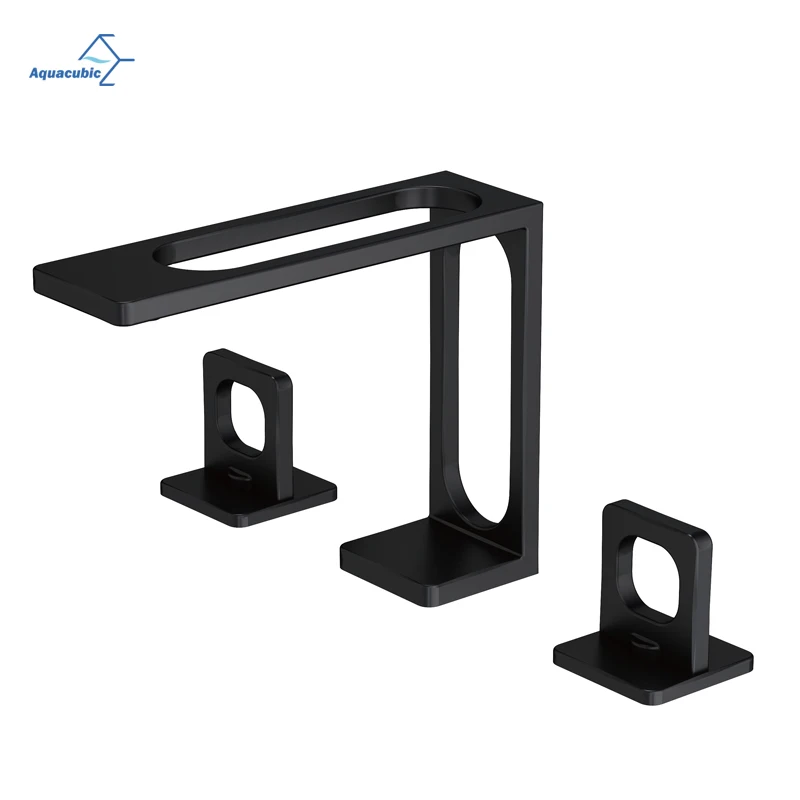 Водопроводный кран для ванной комнаты с 3 отверстиями