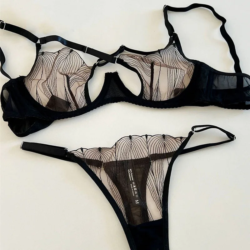 2024 High Quality Women Sexy Lace Mesh Erotic Lingerie Sexy Hot Transparent Women 2 Piece Set Push Up Ultra Thin Bra Thong Set