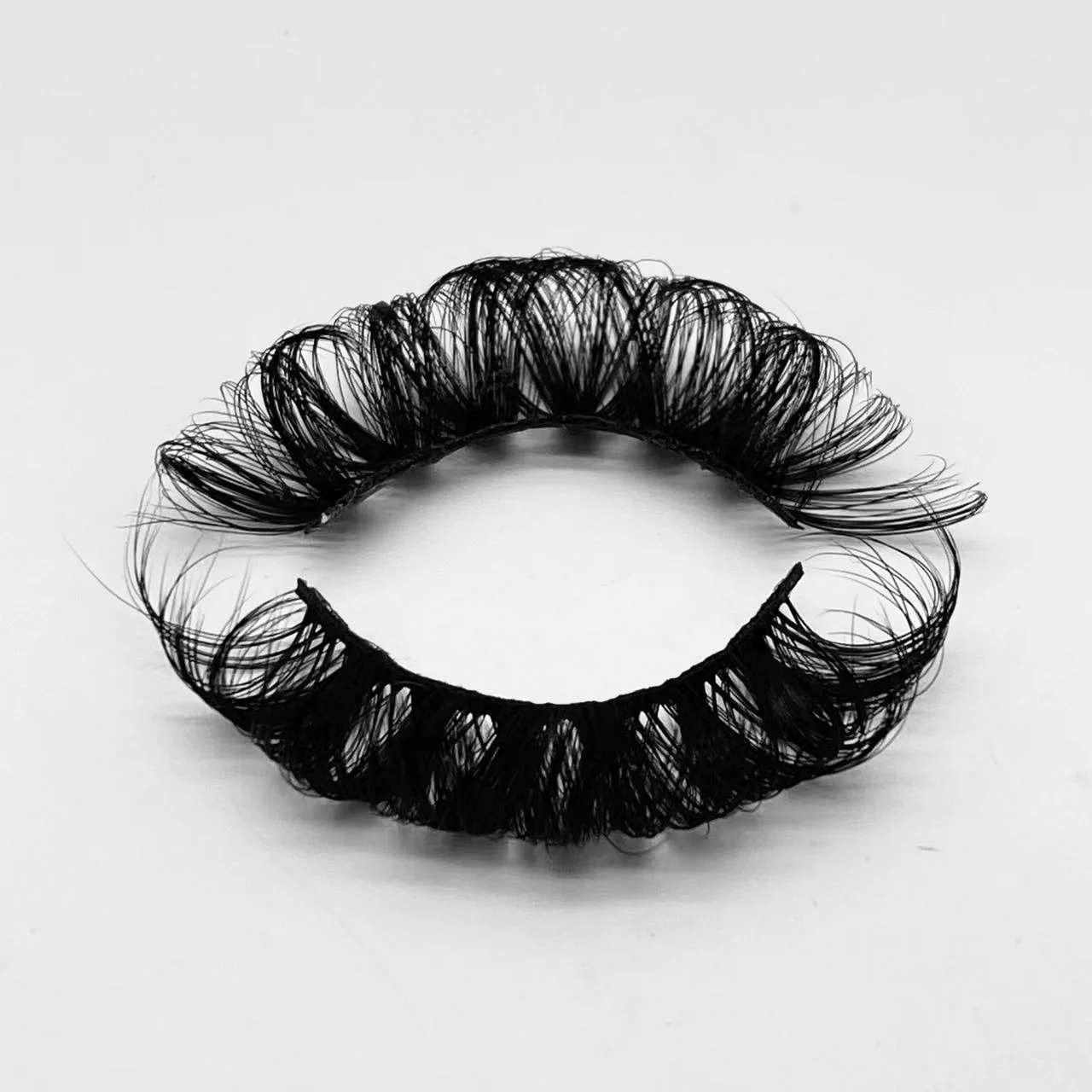 Hot selling 25mm 3D Mink Eyelashes with color real siberian dramatic 3d mink lashes with custom box