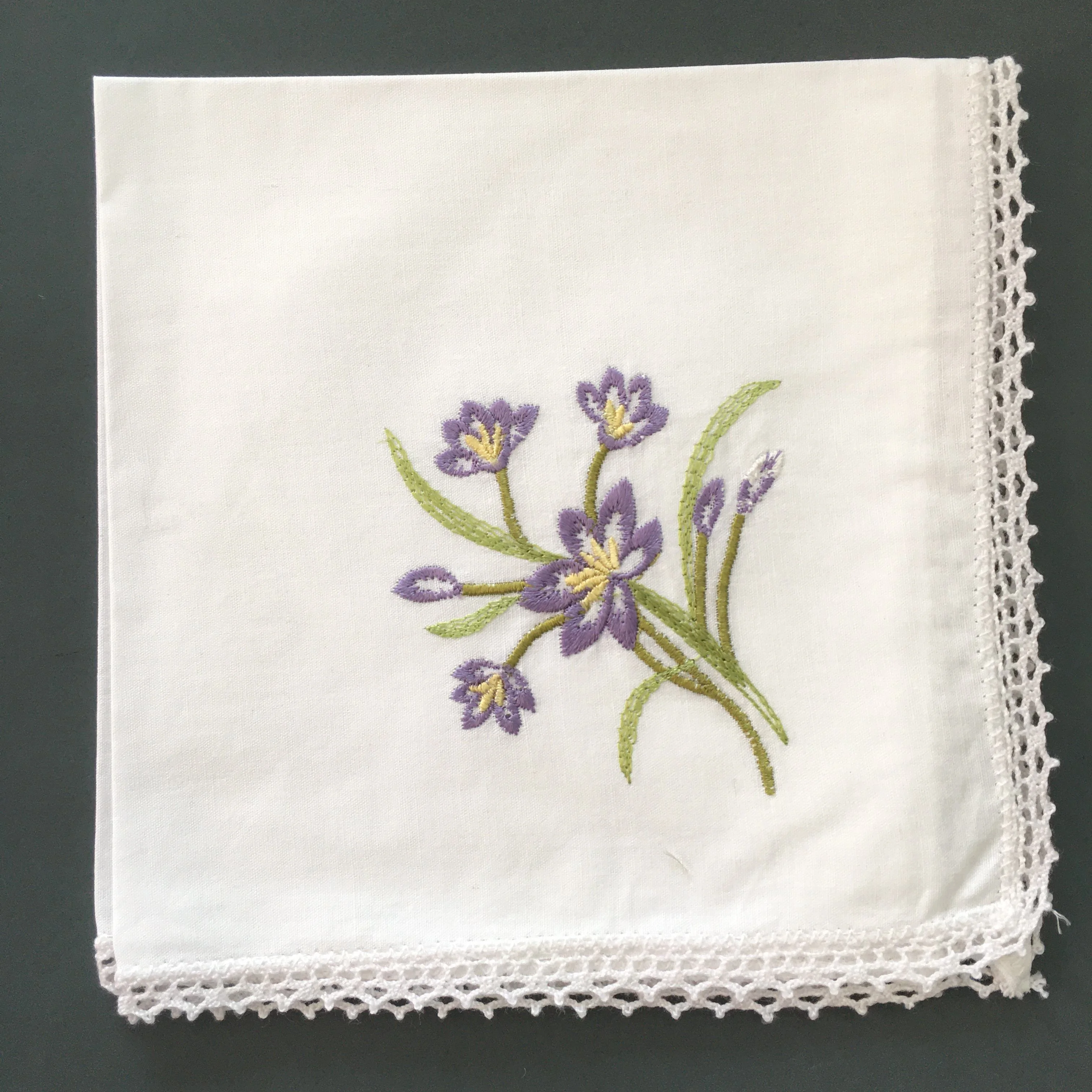 AAA Grade embroidered handkerchief