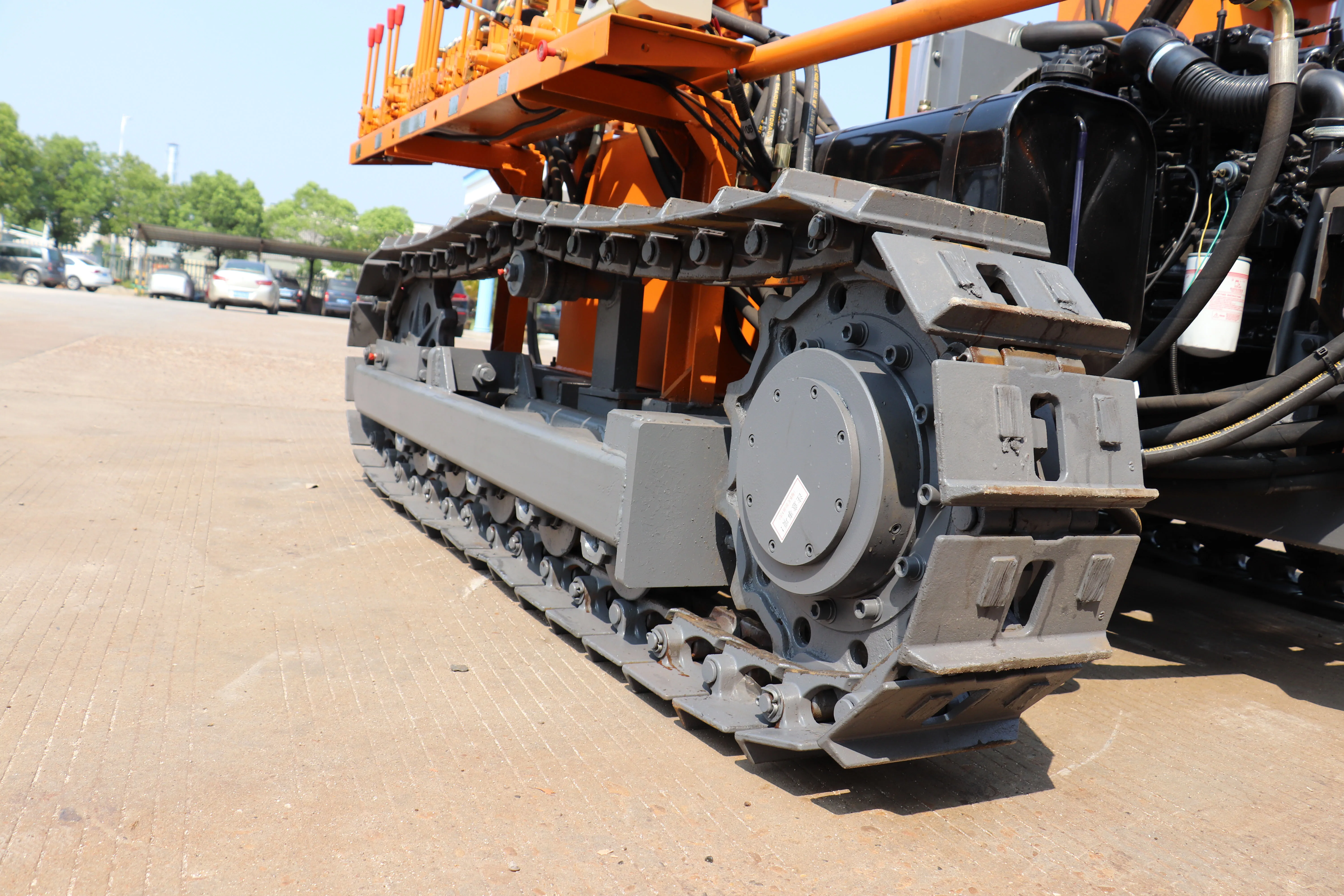 YL910 Low Price quarrying Truck Drilling Rig  Crawler Drilling Truck