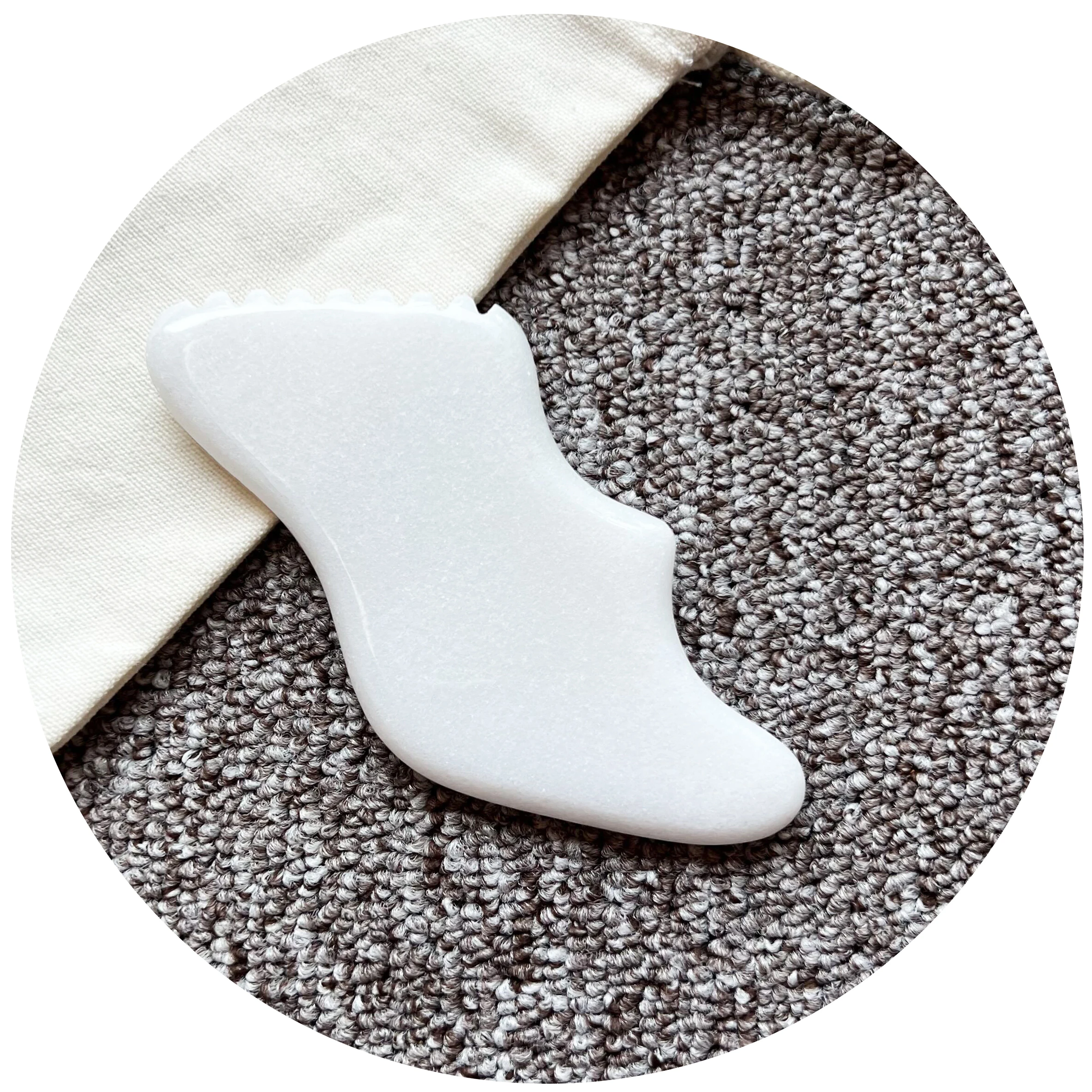 White Jade Gua Sha Stone for SPA Therapy Anti-wrinkle Face Lifting Tool